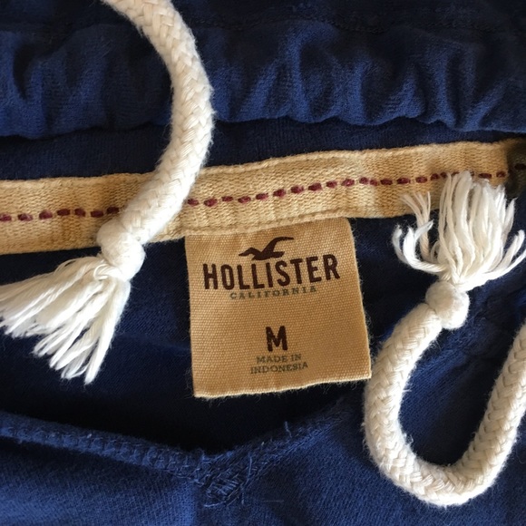 3 HOLLISTER 🌺 Matching Bundle | Hoodie, Long Sleeve Tee | Sz M | & Canvas Tote - Picture 7 of 16